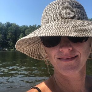 Meet your Posher, Sara
